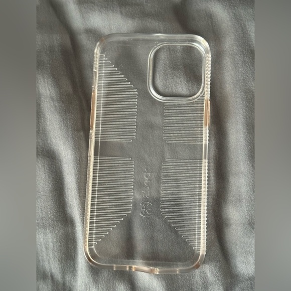 Speck phone case for Iphone 12 pro max - Picture 5 of 6